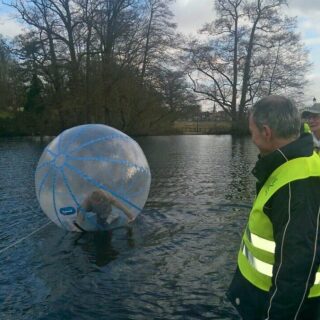 lopen over water voor de waterschapsverkiezingen Water Natuurlijk