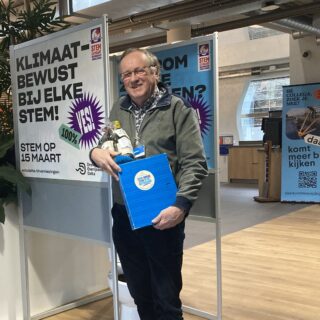 Piet de Noord dient de kandidatenlijst voor Water Natuurlijk in bij Waterschap Drents Overijsselse Delta.