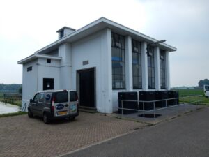 Het Kunstgemaal: een galerie in de dienstwoning van het gemaal.