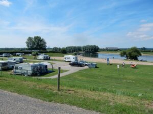 Genieten van het water aan de IJssel